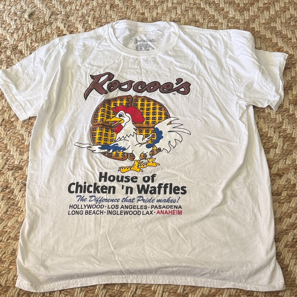 House of Chicken 'n Waffles White Graphic Short Sleeve Tee - Picture 2 of 4